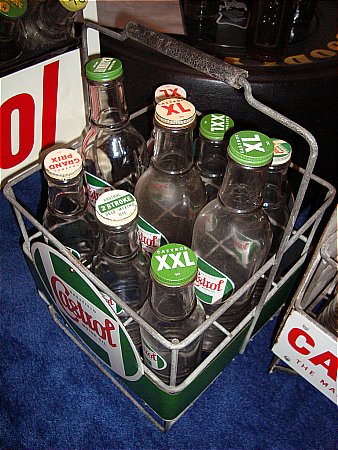 castrol oil bottle crate - click to enlarge