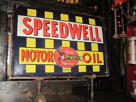 SPEEDWELL MOTOR OIL - click to enlarge
