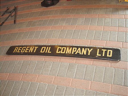REGENT OIL LORRY SIGN. - click to enlarge