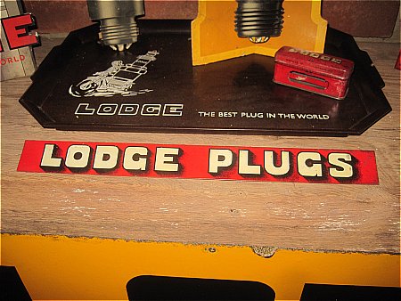 LODGE SHELF EDGE - click to enlarge