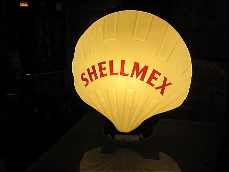 SHELLMEX SMALL GLOBE - click to enlarge