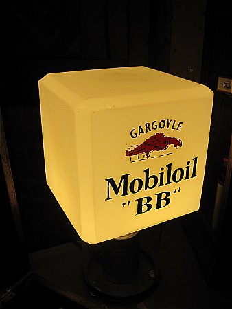 MOBIL "BB" OIL GLOBE - click to enlarge