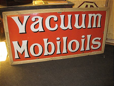 VACUUM MOBILOILS - click to enlarge
