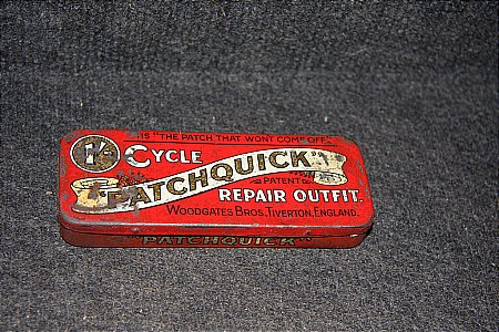 PATCHQUICK CYCLE REPAIR SET. - click to enlarge
