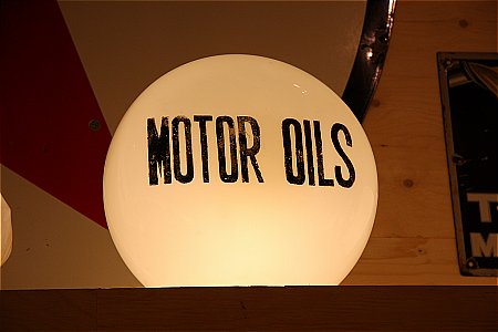 MOTOR OILS GLOBE - click to enlarge