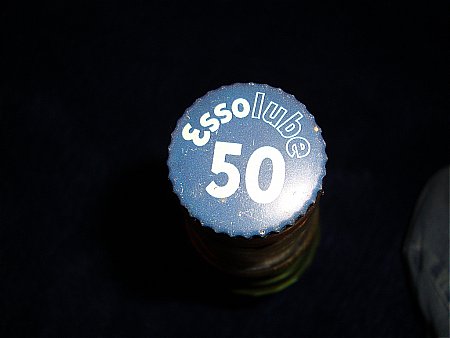 essolube, very good condition 1930 cap - click to enlarge