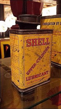 SHELL UPPER CYLINDER LUBRICANT. - click to enlarge