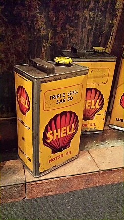 SHELL GALLON CANS (Pair) - click to enlarge