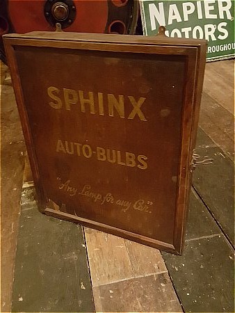 SPINX BULB CABINET - click to enlarge
