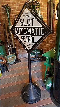 BRECKNELL AUTOMATIC PETROL - click to enlarge