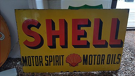 SHELL MOTOR SPIRIT & OILS - click to enlarge