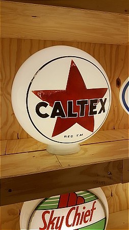 CALTEX 16" BALL GLOBE - click to enlarge