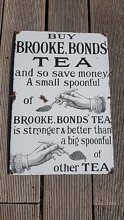 BROOKE BOND TEA SIGN - click to enlarge