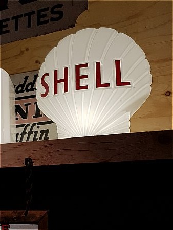 SHELL GLOBE PLASTIC - click to enlarge