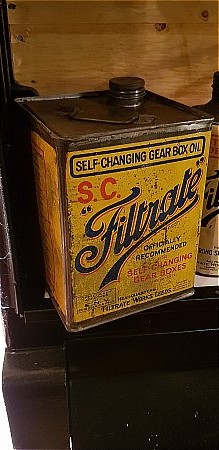 FILTRATE 5 GALLON S.C. OIL CAN - click to enlarge