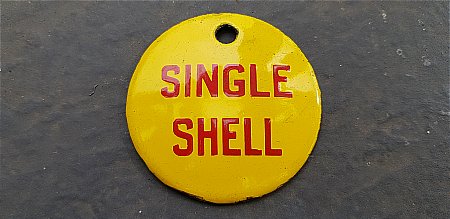 SINGLE SHELL OIL PLAQUE - click to enlarge
