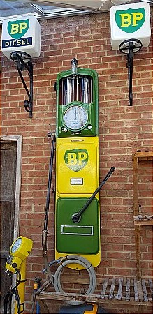 SIAM WALL PUMP - click to enlarge