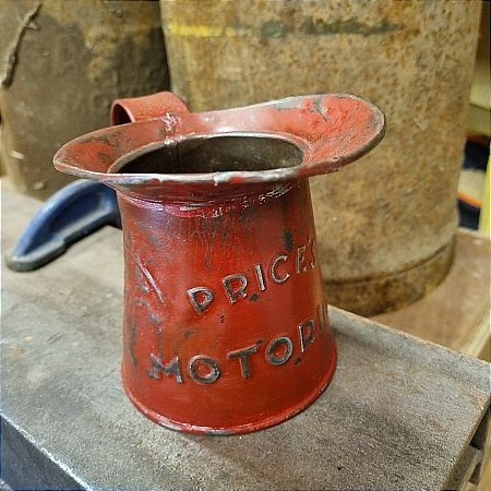 EARLY PRICES MOTORINE PINT POURER - click to enlarge