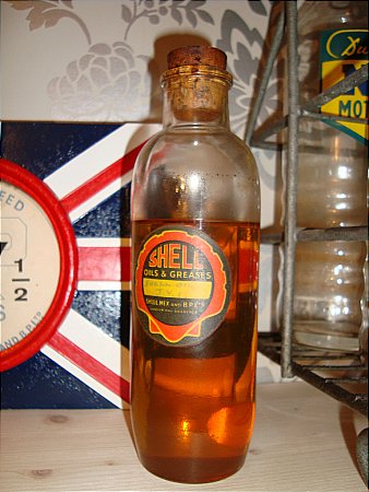 shell oils sample bottle - click to enlarge