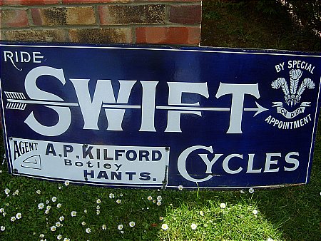 cycle sign - click to enlarge