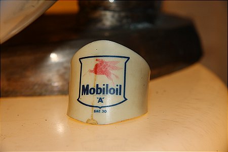 MOBIL "A" OIL COLLAR - click to enlarge