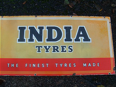 tyre sign - click to enlarge