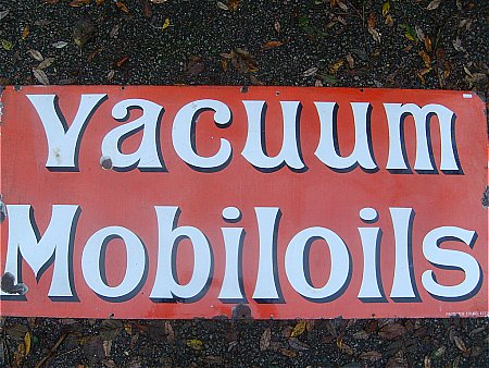 mobiloil sign - click to enlarge