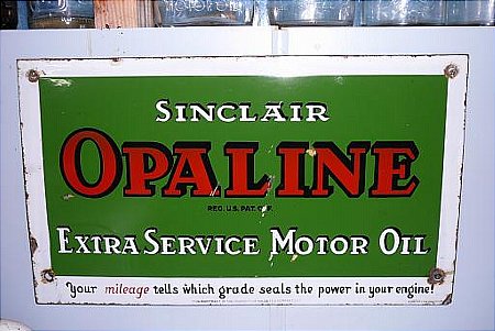 Sign, Opaline oil basket. - click to enlarge