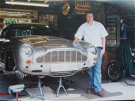 Garys Garage - click to enlarge