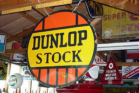 Sign, Dunlop Stock - click to enlarge