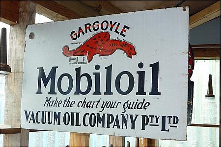 Sign, Mobiloil post mount - click to enlarge