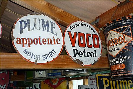 Sign, Pump discs, Plume & Voco - click to enlarge
