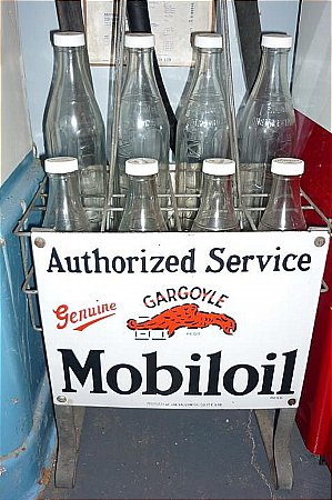 Bottle rack Mobiloil - click to enlarge