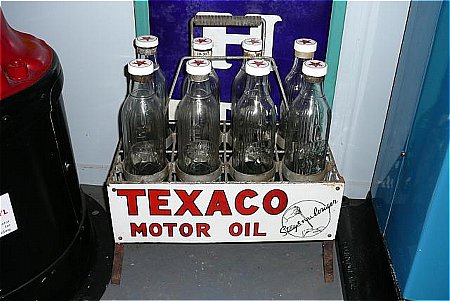 Bottle rack Texaco - click to enlarge