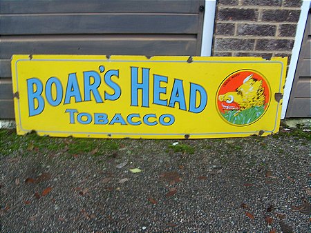 Boars head sign - click to enlarge