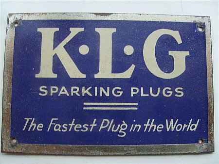 spark plug tin sign - click to enlarge