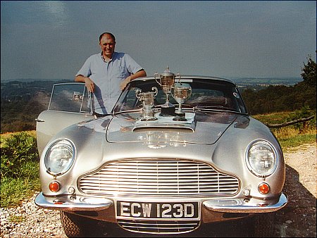 Aston Martin DB6 - click to enlarge