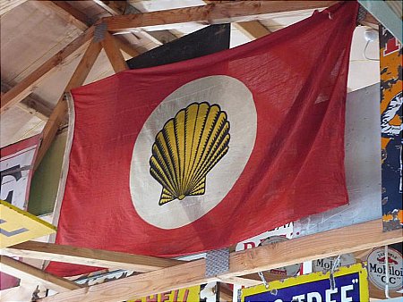 Sign, Shell depot flag, early - click to enlarge