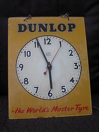DUNLOP ELECTRIC CLOCK - click to enlarge