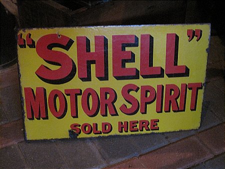 SHELL MOTOR SPIRIT - click to enlarge