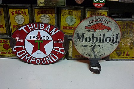 Sign, Texaco, Mobiloil - click to enlarge