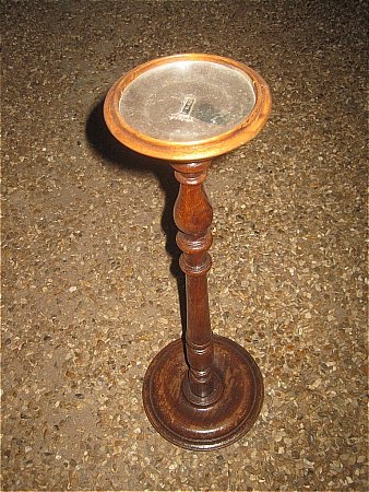 WAYNE ASHTRAY STAND - click to enlarge