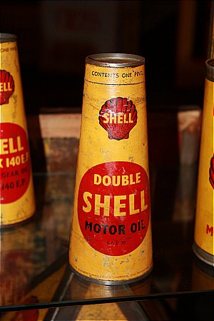 SHELL DOUBLE OIL CONE - click to enlarge