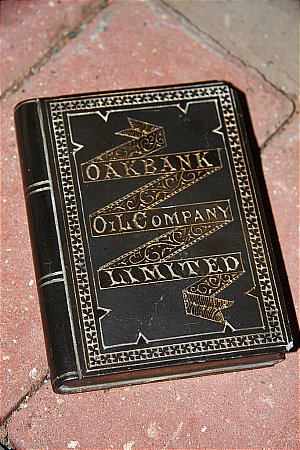 OAKBANK PAPER WEIGHT - click to enlarge