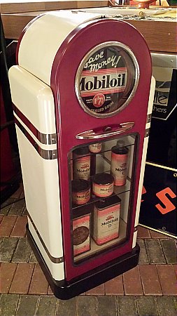 MOBIL OIL CABINET - click to enlarge