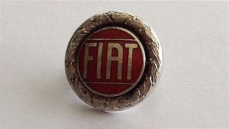 FIAT LAPEL BADGE - click to enlarge