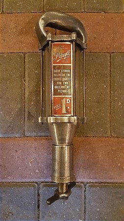 PETROYLE U.C.L. DISPENSER - click to enlarge