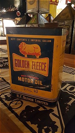 GOLDEN FLEECE GALLON CAN. - click to enlarge