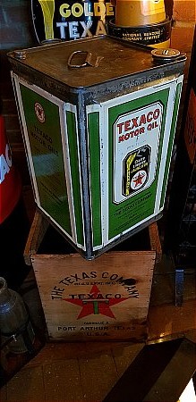 TEXACO 5 GALLON CAN PLUS BOX - click to enlarge