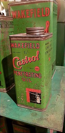 CASTROL QUART OIL CADDY. - click to enlarge